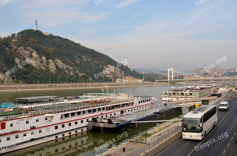 Budapest At A Glance Autumn Ship Bus