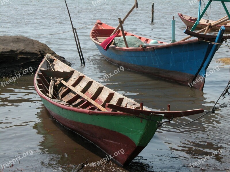 Red Cross Project Cambodians Kampot 2004 Fishing Boats