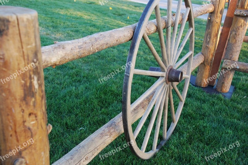 Wagon Wheel Old Antique Wood Post