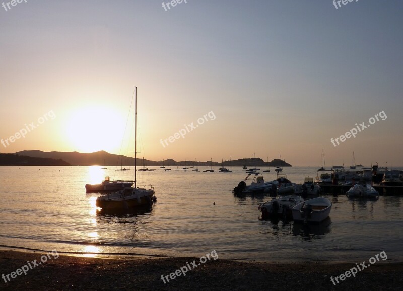 Port Sunset Backlighting Boats Mood