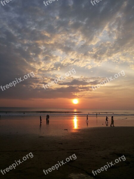 Sunset Sunset On Beach People On The Beach Sunset Sky Beach