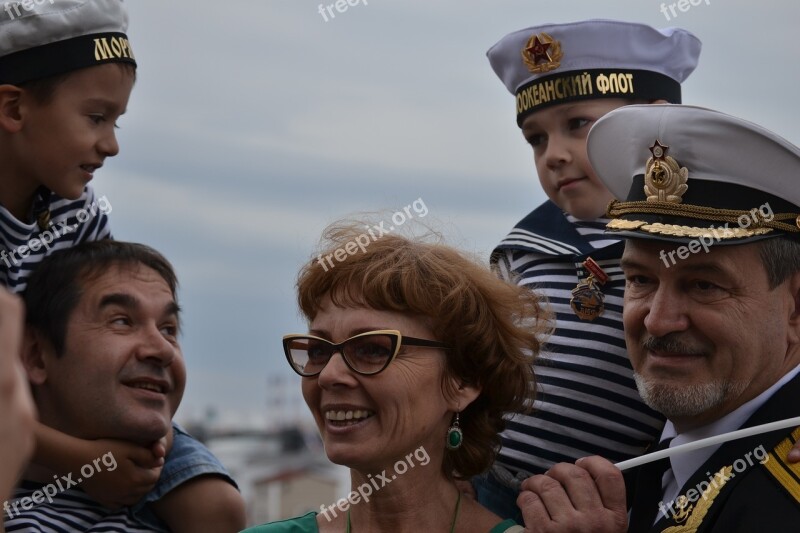 Family Generation Holiday Navy Russia