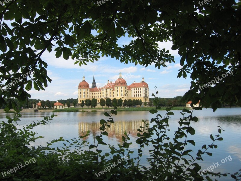 Moritz Castle Castle Lake Saxony Mirroring