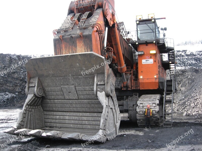 Excavator Hitachi 8000 Huge Industrial Mining