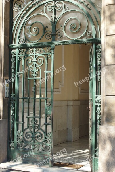 House Entrance Historic Center Barcelona Free Photos