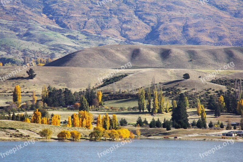 Self-drive Autumn Scenic Beautiful Lake