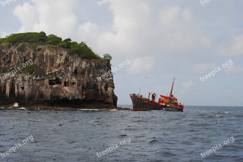 Ship Shipwreck Wreck Tanker Boat