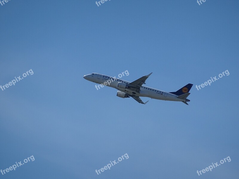 Aircraft Lufthansa Sky Blue Start