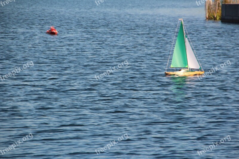 Model Boat Lake Remotely Controlled Leisure Water Sports