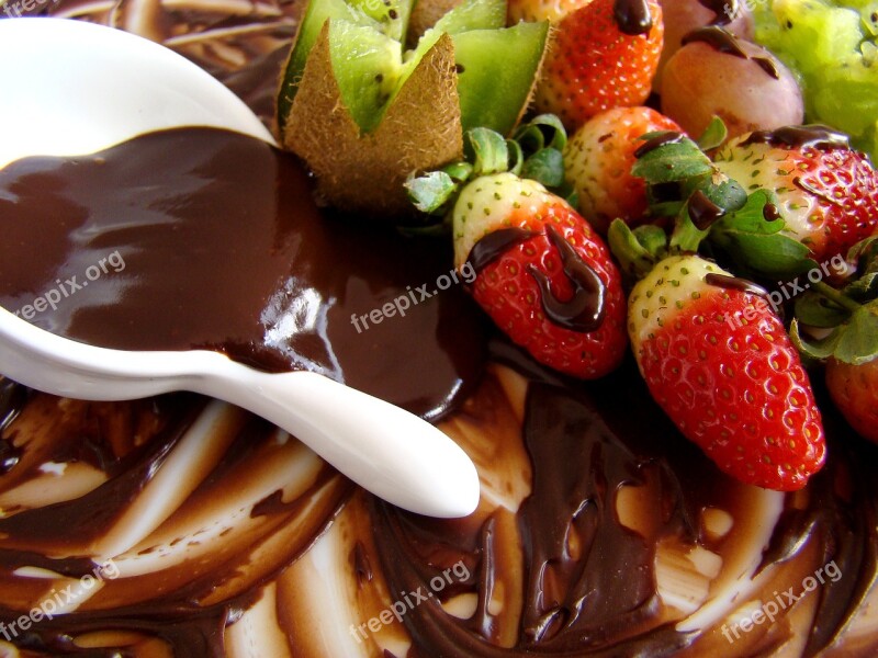 Chocolate Strawberry Dessert Kiwi Candy