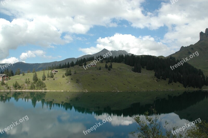 Bergsee Alpine Lake Mirroring Reflection Clouds