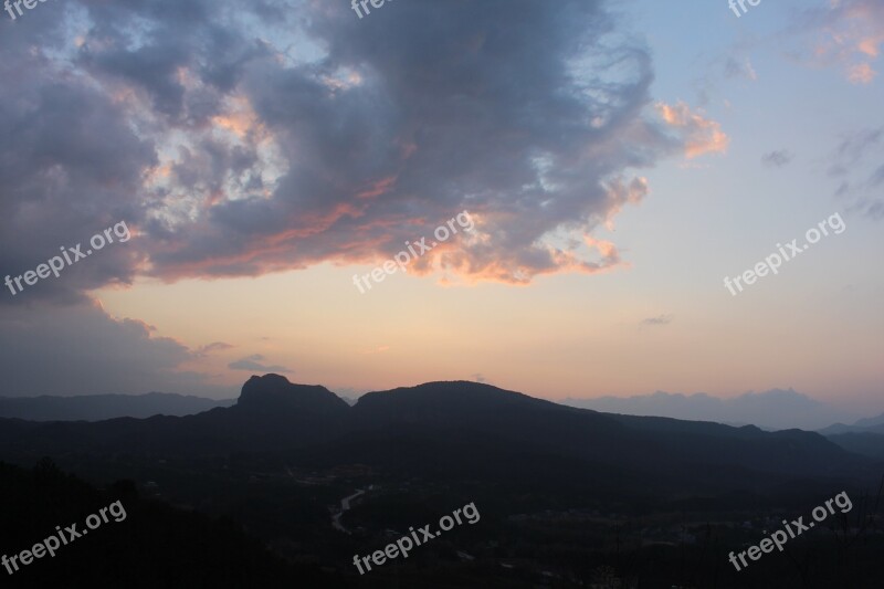 Hill Guangdong Pingyuan Hakka The World's First Buddha Sunset