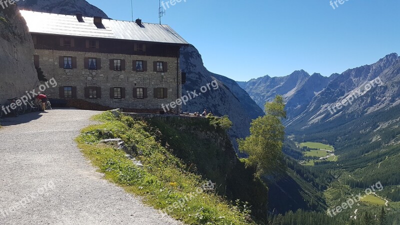 Mountain Hut Alm Woodhouse Mountain Hut