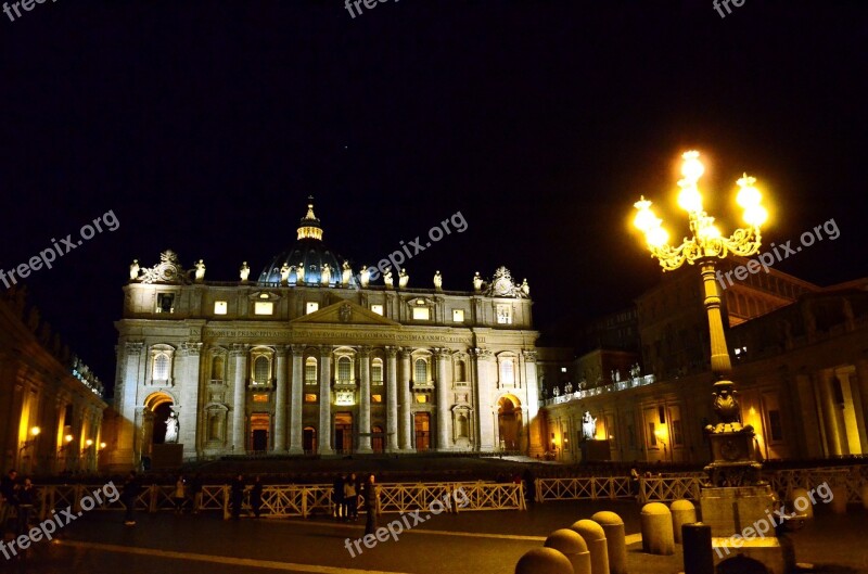 Rome San Pietro Vatican St Peter's Basilica Italy