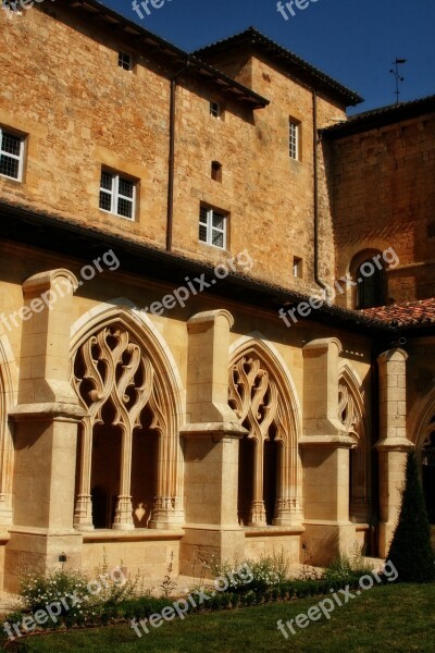 France Dordogne Cadouin Abbey Cloister