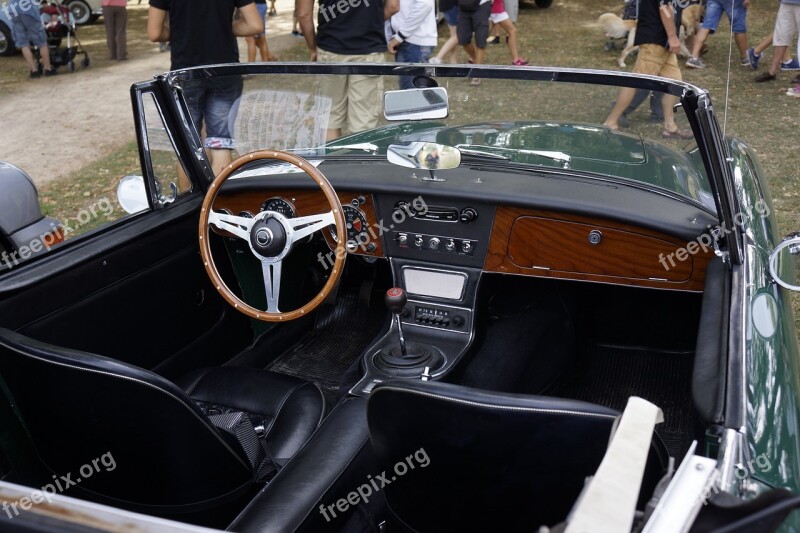 Sathonay Expo Car Old Triumph