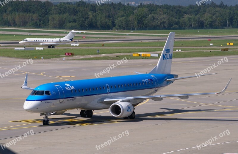 Aircraft Embraer 190 Klm Airport Zurich