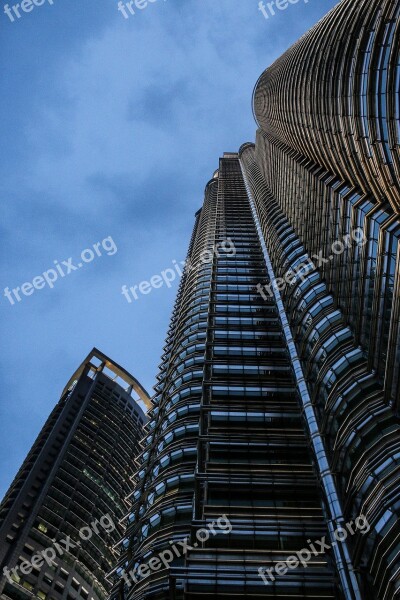 Hochaus Twilight Economy Petronas City