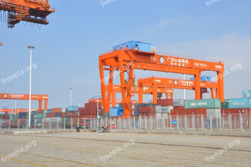 Qinzhou Pier Port Containers Crane