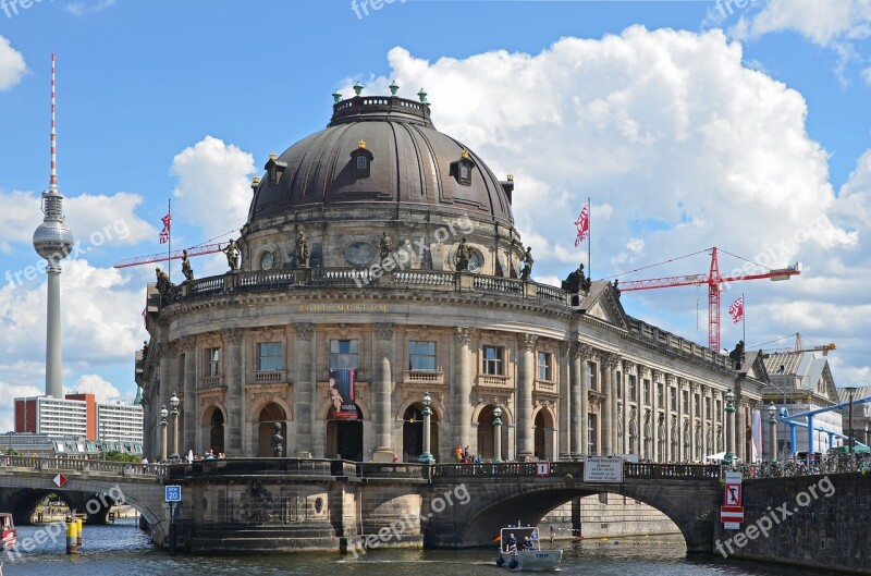 Bode-museum Berlin Museum Island Tv Tower Spree