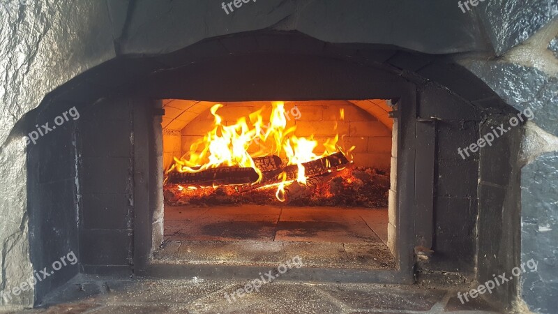 Fire Oven Brick Pizzeria Cooking