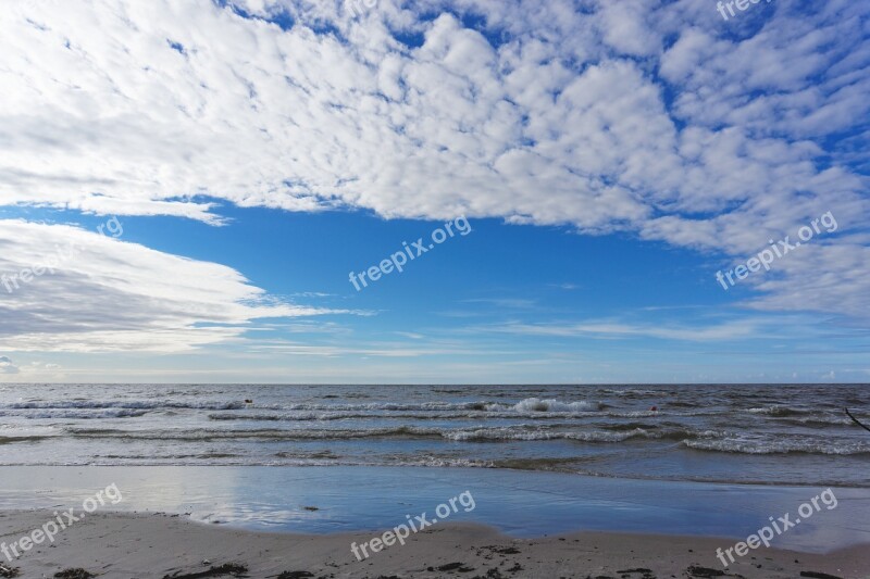 Sea Clouds The Waves Sky Holidays