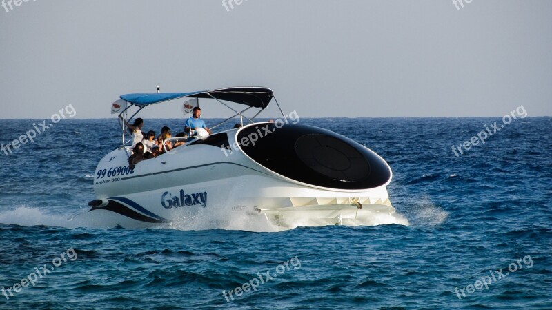 Speed Boat Cruise Boat Sea Vacation Summer