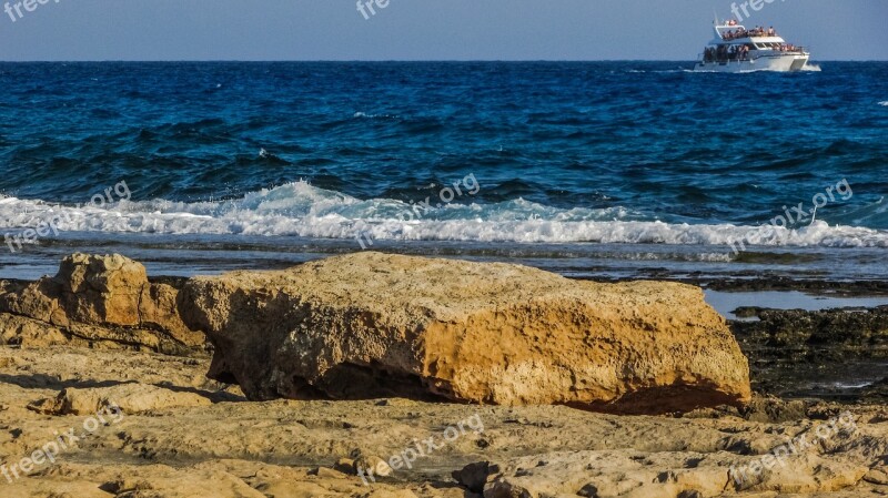 Rock Wave Rocky Beach Sea Horizon