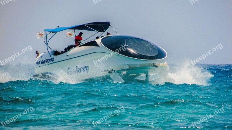 Speed Boat Cruise Boat Sea Vacation Summer