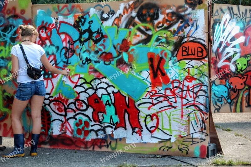 Graffiti Spray Wall Painting Colorful Art