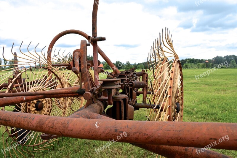 Old Hay Tedders Hay Tedders Agricultural Machine Screw Wheels