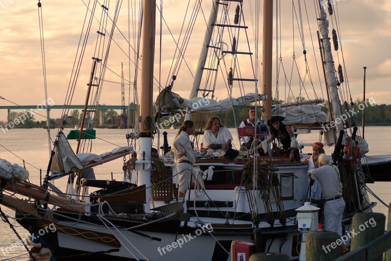 Pirate Ship Sailing Ship Twilight Pirate Dusk