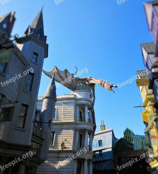 Harry Potter Gringotts Dragon Universal Studios Theme Park