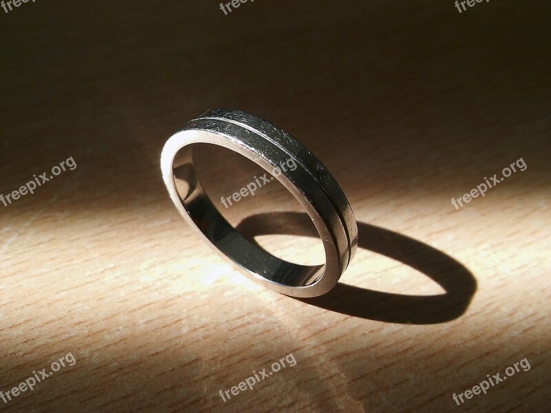 Ring Sun Shadow Light Beam