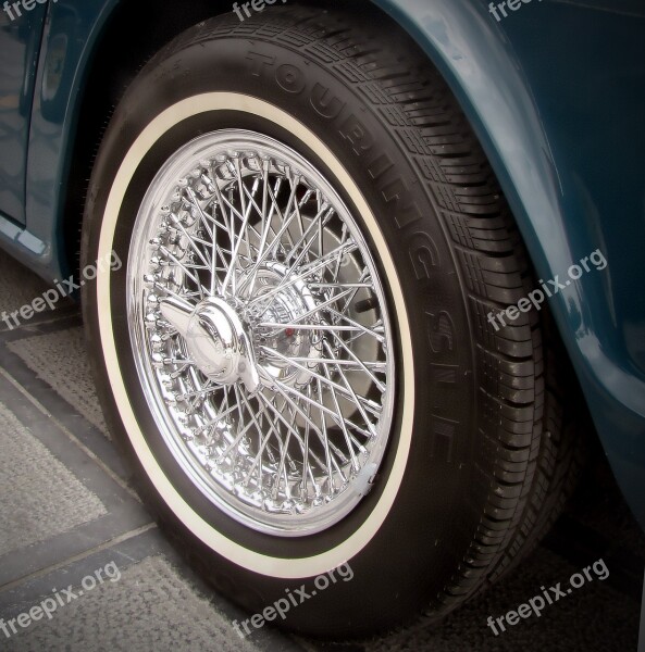 Automotive Classic Spoke Wheel Rim Vintage