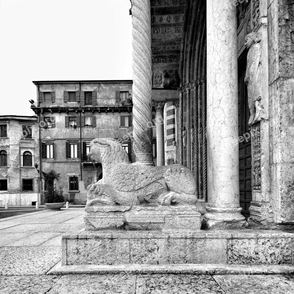 Verona Veneto Italy Piazza Marble