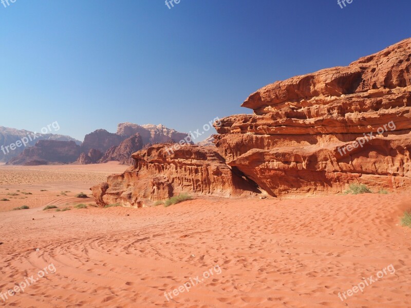 Wadi Rum Jordan Desert Free Photos