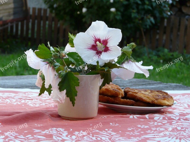 Summer Countryside Lunch Steak Cuttings