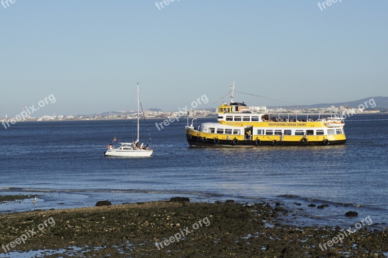 Tejo Cacilheiro Lisbon Rio Blue