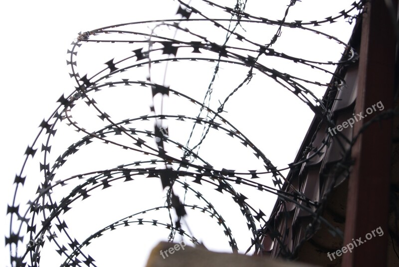 Barbed Wire Military Wire Prison Security Fence