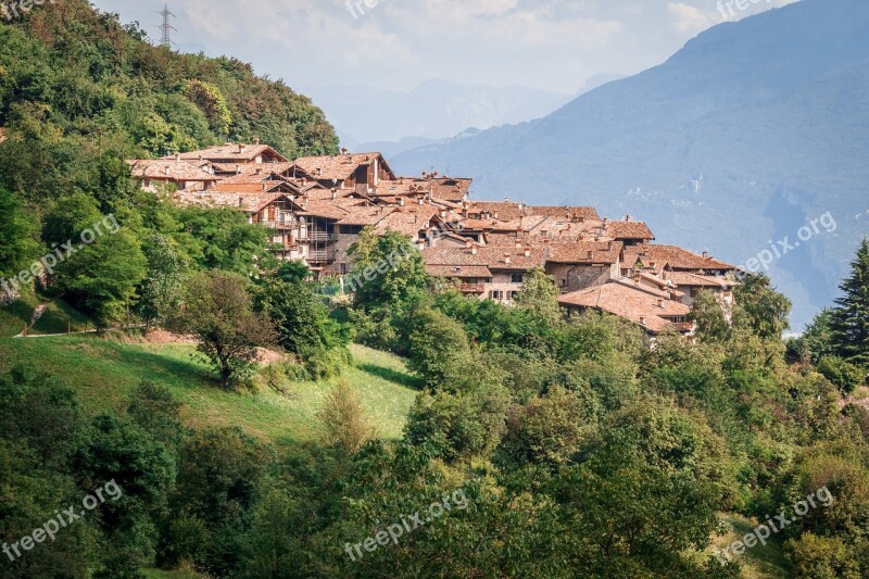 Italy Village Bergdorf Medieval Village Canale Di Tenno