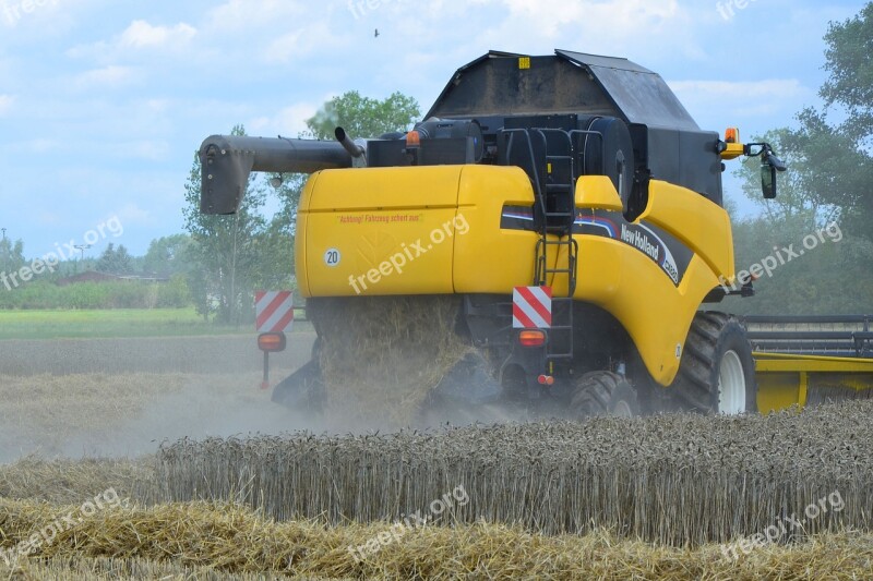 Combine Harvester Harvest Barley Field Agriculture Harvester