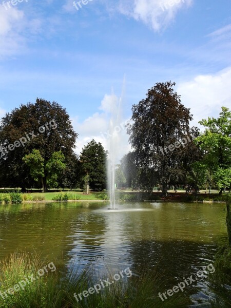 Fountain Water Lake Nature Water Feature