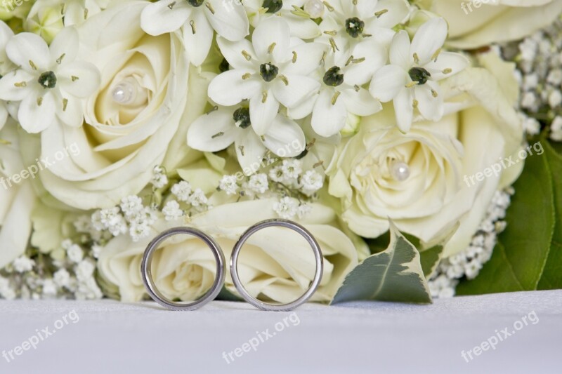 Wedding Bouquet Roses Rings White Roses