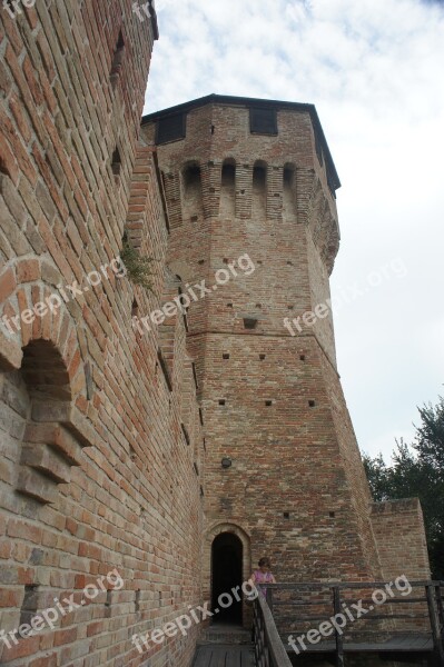 Castle Gradara Italy Rampart Defensive Wall