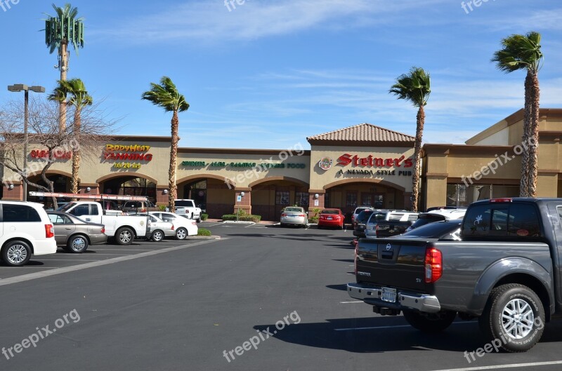 Parking Usa Retail Shopping Store