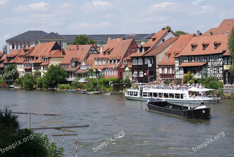 Fachwerkhäuser Bamberg On The Main Ships River