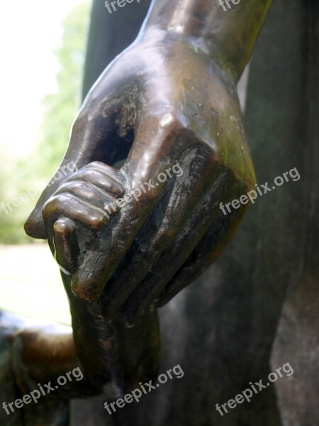 Sculpture Hand In Hand Child's Hand Mother And Child Berlin