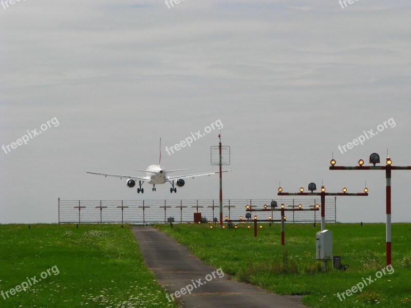 Landing Approach Aircraft Ils Instrument Landing System