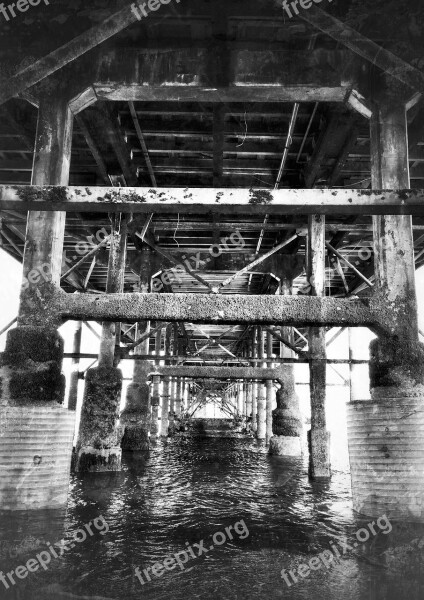 Pier Noir Rusty Structure Water